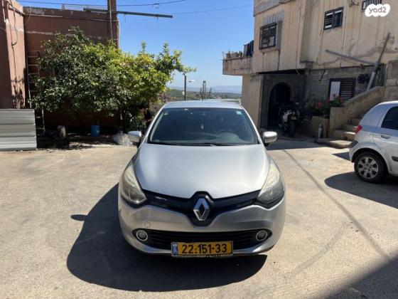 רנו קליאו דור 4 (2013-2019) Life אוט' 1.2 (120 כ''ס) בנזין 2015 למכירה בירכא