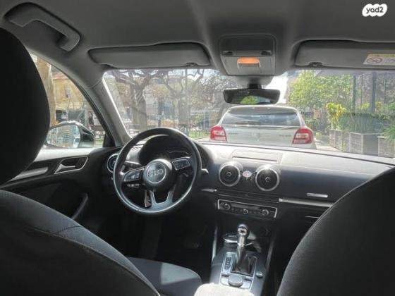 אאודי A3 Sportback Assist Pack אוט' 1.5 (150 כ''ס) בנזין 2018 למכירה בתל אביב יפו