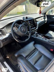 וולוו XC60 Momentum אוט' 2.0 (190 כ''ס) בנזין 2020 למכירה באלוני אבא