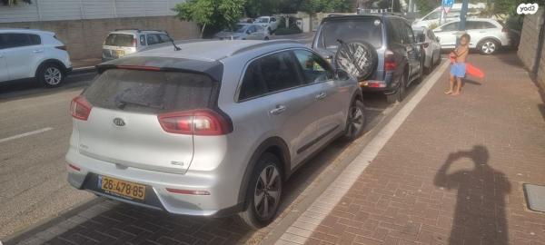 קיה נירו הייבריד EX הייבריד אוט' 1.6 (141 כ"ס) בנזין 2017 למכירה בהוד השרון