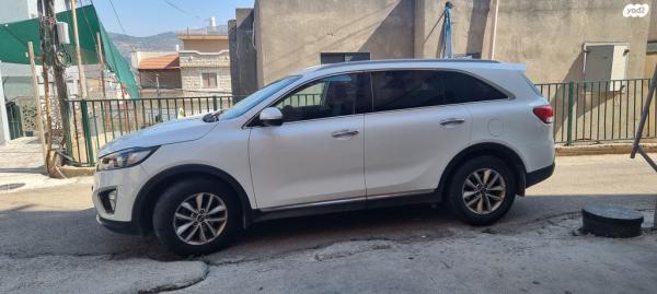 קיה סורנטו Urban אוט' 7 מק' 2.4 (188 כ"ס) בנזין 2017 למכירה בבועיינה נוג'יידאת