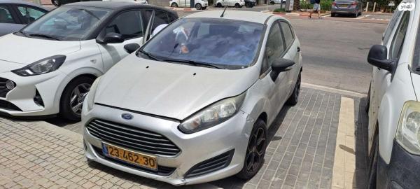 פורד פיאסטה Ambiente ידני 1.2 (82 כ''ס) בנזין 2016 למכירה בירושלים