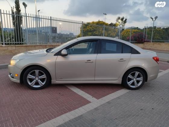 שברולט קרוז LT Turbo סדאן אוט' 1.4 (140 כ''ס) בנזין 2012 למכירה בראשון לציון