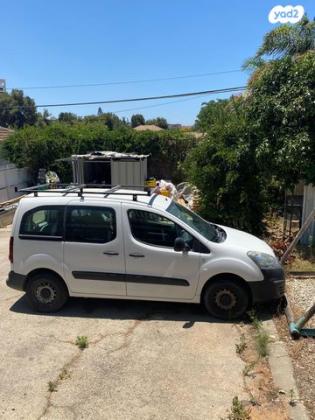 סיטרואן ברלינגו דור 2 (2008-2019) Comfort Plus ידני דיזל + 4 כ"א 1.6 (75 כ''ס) דיזל 2018 למכירה ברמת גן