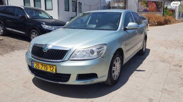 סקודה אוקטביה Ambition אוט' 1.2 (105 כ''ס) בנזין 2013 למכירה בבני ברק