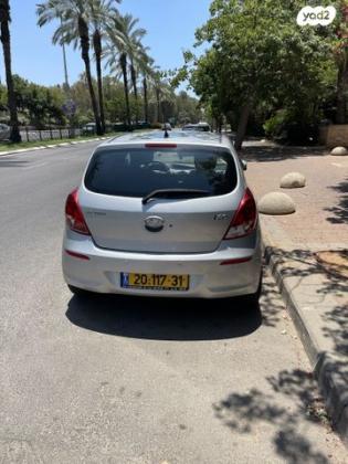 יונדאי i20 Insight אוט' 1.4 (100 כ"ס) בנזין 2014 למכירה בנתניה