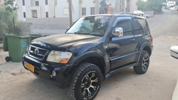 מיצובישי פג'רו קצר 4X4 GLS אוט' דיזל 5 מק' 3.2 (160 כ''ס) דיזל 2004 למכירה בכפר קרע
