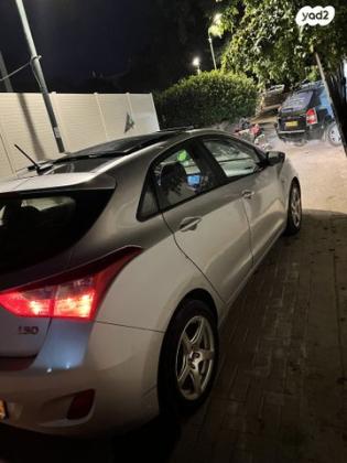 יונדאי i30 Inspire אוט' 1.6 (135 כ"ס) בנזין 2012 למכירה בקדימה צורן
