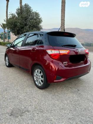 טויוטה יאריס Black Top אוט' 1.5 (112 כ"ס) בנזין 2017 למכירה בעפולה