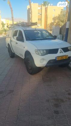 מיצובישי L200 האנטר 4X4 4X4 GL דאבל קבינה אוט' דיזל 2.5 (136 כ''ס) דיזל 2009 למכירה באילת