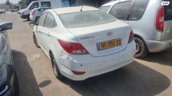 יונדאי i25 Inspire אוט' 1.4 (100 כ''ס) בנזין 2015 למכירה באשקלון