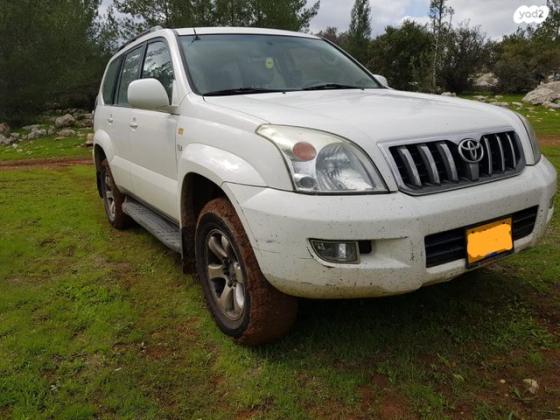 טויוטה לנד קרוזר ארוך 4X4 Luxury אוט' 8 מק' 4.0 (250 כ''ס) בנזין 2006 למכירה בחולון