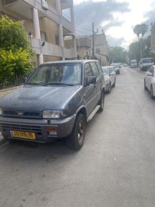 ניסאן טראנו ארוך 4X4 ידני 2.4 (124 כ''ס) בנזין 1996 למכירה ברמלה