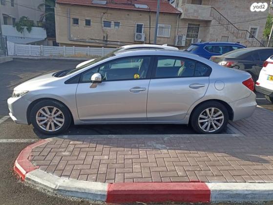 הונדה סיוויק סדאן החדשה Comfort אוט' 1.8 (142 כ''ס) בנזין 2014 למכירה בראשון לציון