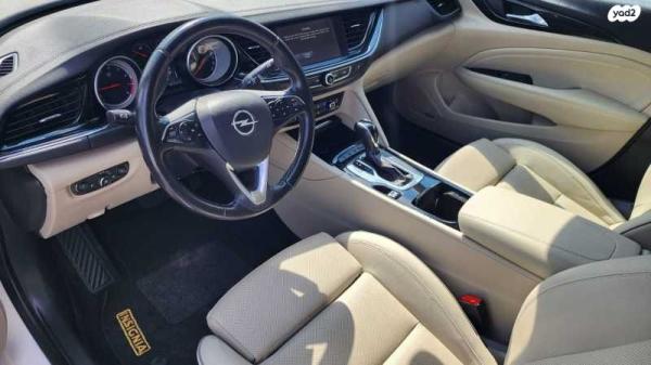 אופל אינסיגניה 4X4 Innovation הצ'בק אוט' 2.0 (260 כ''ס) בנזין 2018 למכירה בראשון לציון