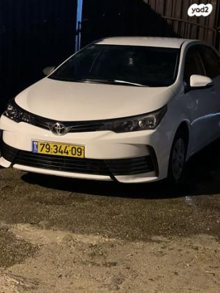 טויוטה קורולה Sun אוט' 1.6 (132 כ"ס) בנזין 2017 למכירה ברמלה