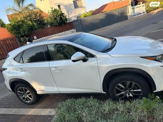 לקסוס NX NX300H Luxury הייבריד אוט' 2.5 (155 כ''ס) בנזין 2016 למכירה בכפר סבא
