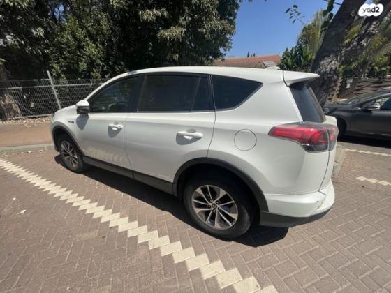 טויוטה RAV4 הייבריד Limited הייבריד אוט' 2.5 (155 כ"ס) בנזין 2017 למכירה ברמת השרון