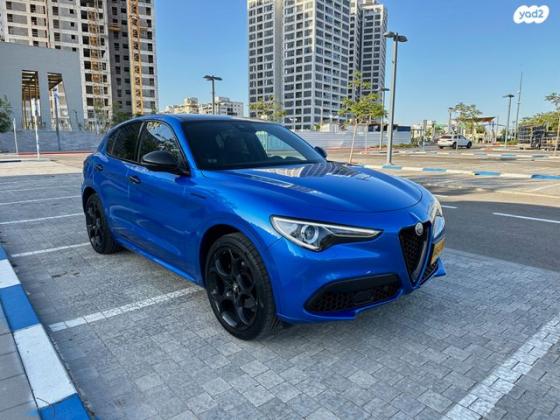 אלפא רומיאו סטלויו 4X4 Estrema אוט' 2.0 (280 כ''ס) בנזין 2023 למכירה בגבעת שמואל