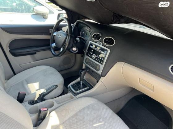 פורד פוקוס Trend-X סדאן אוט' 1.6 (100 כ''ס) בנזין 2006 למכירה בהרצליה