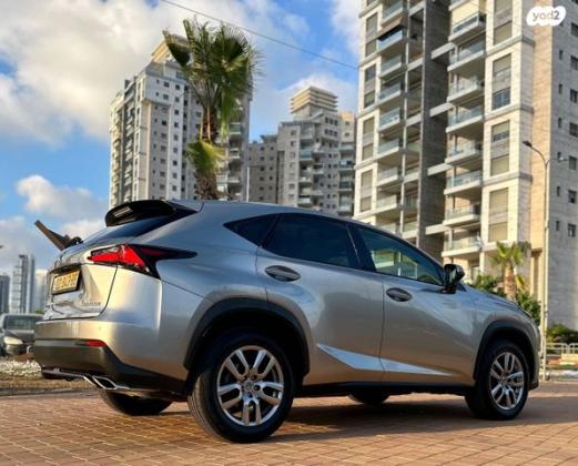 לקסוס NX 4X4 NX200T Premium אוט' 2.0 (238 כ"ס) בנזין 2017 למכירה בחולון