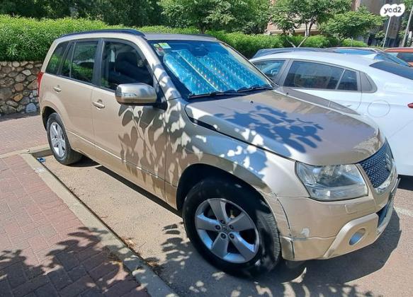 סוזוקי גרנד ויטרה 4X4 JLX-E אוט' 5 דל' 2.4 (165 כ''ס) בנזין 2011 למכירה בגני תקווה