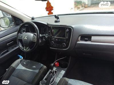 מיצובישי אאוטלנדר Instyle אוט' 7 מק' 2.0 (150 כ"ס) בנזין 2016 למכירה בבית דגן