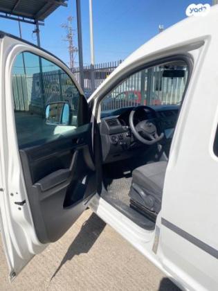 פולקסווגן קאדי Basic אוט' בנזין 5 מק' 1.4 (125 כ''ס) בנזין 2016 למכירה בפתח תקווה