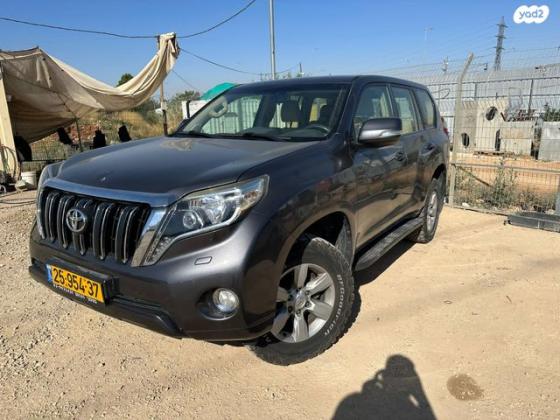 טויוטה לנד קרוזר ארוך 4X4 Select אוט' דיזל 7 מק' 2.8 (177 כ"ס) דיזל 2016 למכירה באפרת