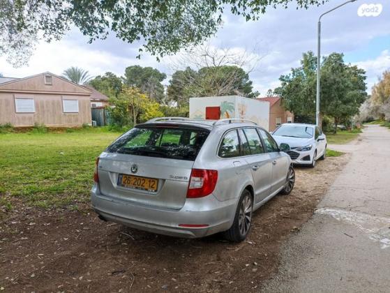 סקודה סופרב (עד 2019) Elegance אוט' 1.8 (153 כ''ס) בנזין 2013 למכירה במשמר הנגב