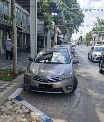 טויוטה קורולה GLI-FL אוט' 1.6 (132 כ''ס) [2013-2016] בנזין 2013 למכירה בנתניה