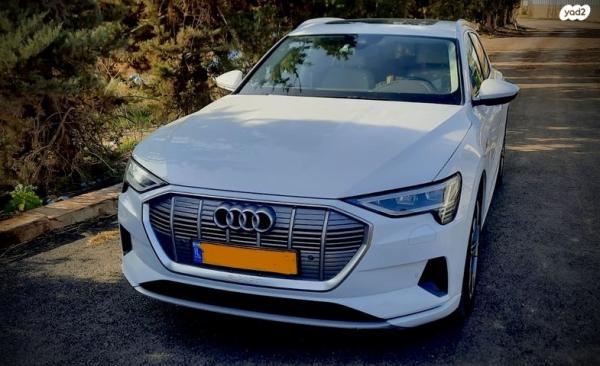 אאודי E-tron 4X4 Advanced אוט' חשמלי (408 כ''ס) חשמלי 2019 למכירה בנהלל