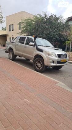 טויוטה היילקס ויגו 4X4 4X4 דאבל קבינה ידני דיזל 2.5 (120 כ''ס) דיזל 2008 למכירה בכפר אדומים