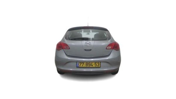 אופל אסטרה Enjoy הצ'בק אוט' 1.4 (140 כ''ס) בנזין 2013 למכירה ב