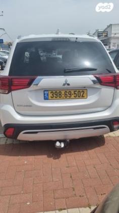 מיצובישי אאוטלנדר Instyle אוט' 7 מק' 2.0 (150 כ"ס) בנזין 2021 למכירה ביבנה