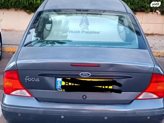 פורד פוקוס LX סדאן אוט' 1.6 (102 כ''ס) בנזין 2004 למכירה ברמלה