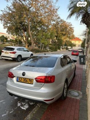 פולקסווגן ג'טה Trendline אוט' 1.4 (122 כ''ס) [2008-2011] בנזין 2011 למכירה בנס ציונה