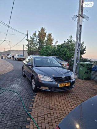 סקודה אוקטביה Ambiente אוט' 1.2 (105 כ''ס) בנזין 2012 למכירה בכאוכב אבו אל היגא