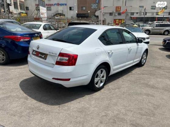 סקודה אוקטביה Elegance אוט' 1.2 (105 כ''ס) [2013-2016] בנזין 2015 למכירה במעיליא