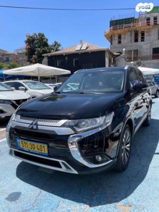 מיצובישי אאוטלנדר Instyle אוט' 7 מק' 2.0 (150 כ"ס) בנזין 2018 למכירה ברחובות
