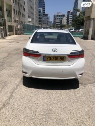 טויוטה קורולה Sun אוט' 1.6 (132 כ"ס) בנזין 2017 למכירה בתל אביב יפו