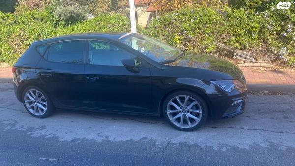 סיאט לאון FR אוט' 5 דל' 1.5 (150 כ''ס) בנזין 2021 למכירה בנהריה