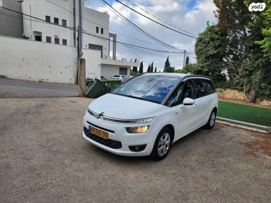 סיטרואן C4 פיקאסו Comfort PK אוט' 7 מק' 1.6 (165 כ''ס) בנזין 2015 למכירה בחיפה