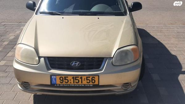יונדאי אקסנט (עד 2012) Family GL אוט' 4 דל' 1.5 (91 כ''ס) בנזין 2004 למכירה בנתניה