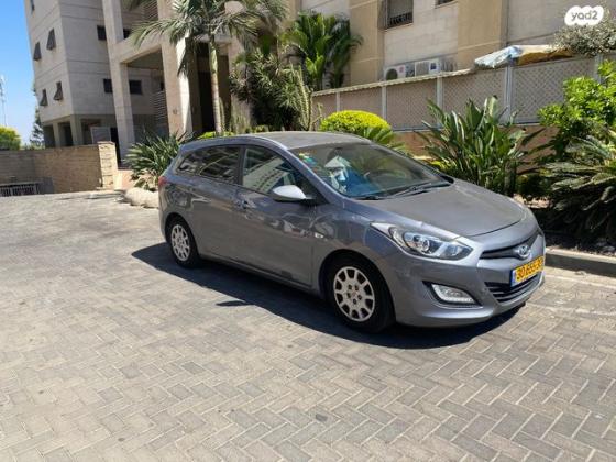 יונדאי i30 Inspire סטיישן אוט' 1.6 (135 כ"ס) בנזין 2014 למכירה באור יהודה