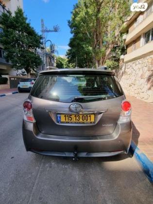 טויוטה ורסו GLI אוט' 1.8 (147 כ"ס) בנזין 2017 למכירה ברעננה