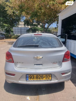 שברולט קרוז LT Turbo הצ'בק אוט' 1.4 (140 כ"ס) בנזין 2015 למכירה בתל אביב יפו