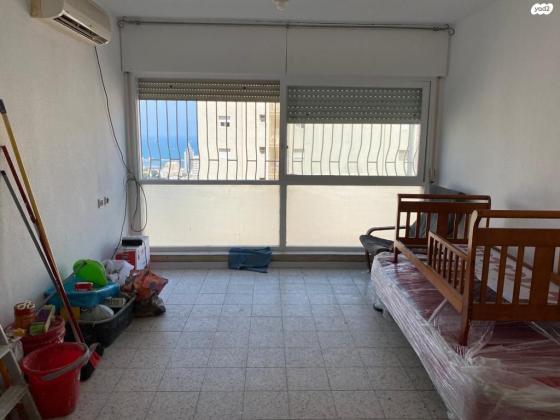 ליאון בלום 27 (רמת הדר)