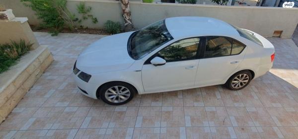 סקודה אוקטביה Ambition אוט' 1.4 (150 כ''ס) בנזין 2017 למכירה ברהט