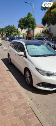 טויוטה אוריס הייבריד TS Sky סטיישן הייבריד אוט' 1.8 (99 כ"ס) בנזין 2016 למכירה בלפיד